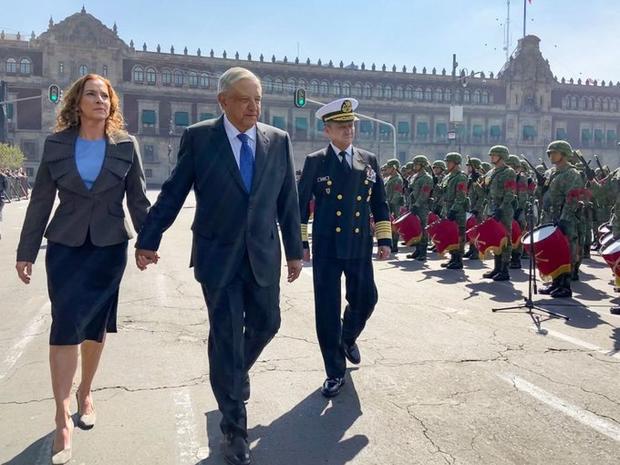 Celebra Amlo Aniversario De La Creaci N Del Ej Rcito Mexicano En El